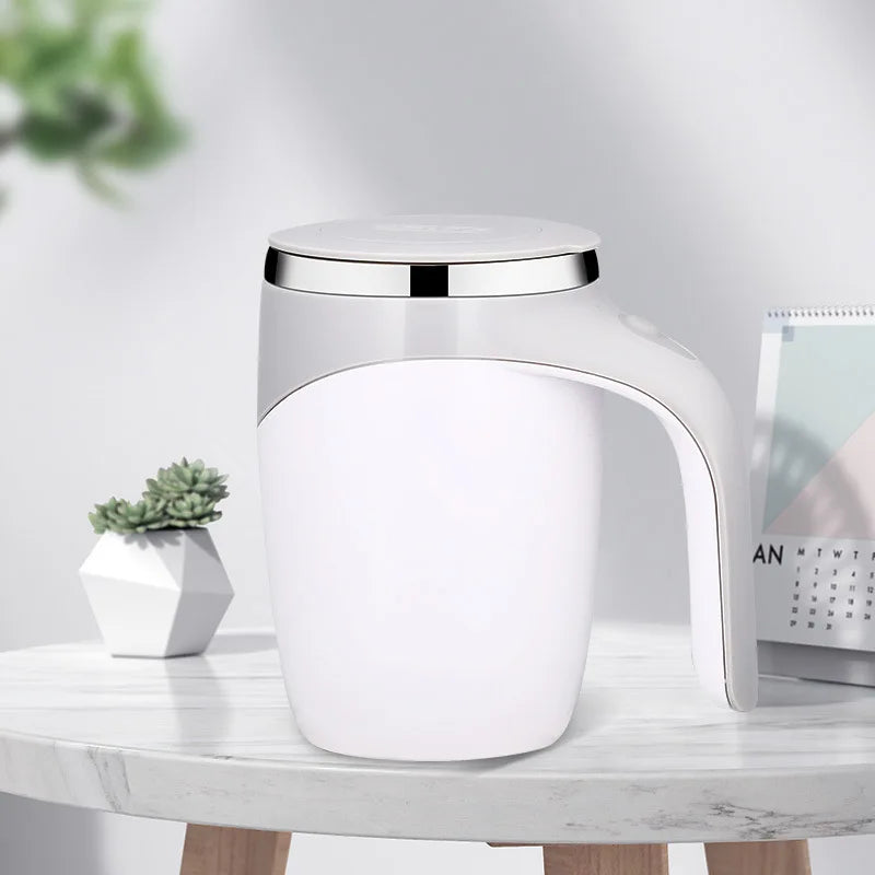 AUTOMATIC STIRRING COFFEE MUG